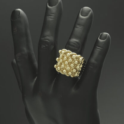 9ct Yellow Gold Keeper Ring - Image 4