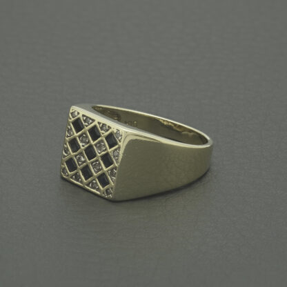 9ct Yellow Gold Diamond & Sapphire Signet Ring - Image 2