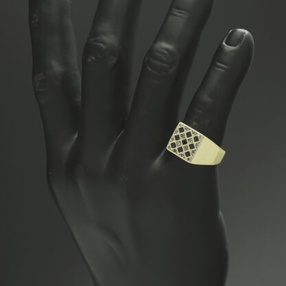 9ct Yellow Gold Diamond & Sapphire Signet Ring - Image 4