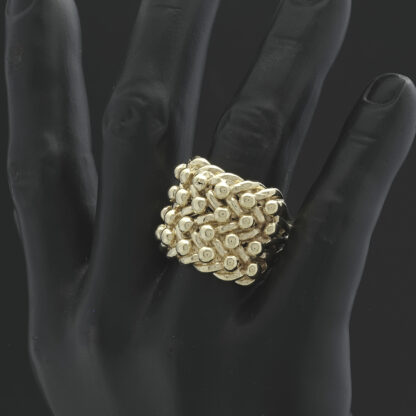 9ct Yellow Gold Keeper Ring - Image 4