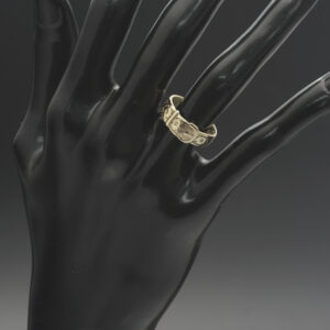 9ct Yellow Gold Buckle Ring