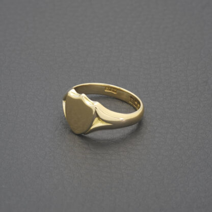 18ct Yellow Gold Signet Ring - Image 2