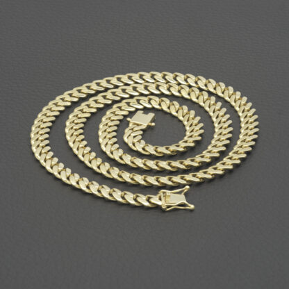 9ct Yellow Gold Cuban Chain 24" 7.5mm - Image 2