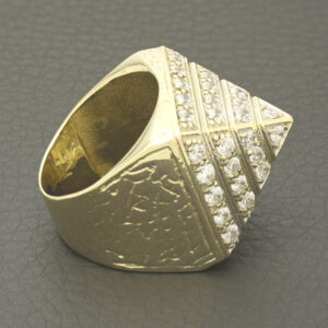9ct Yellow Gold Gemstone Pyramid Ring