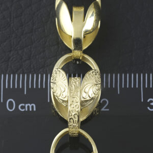 9ct Yellow Gold Tulip Chain 26&#8243; 10.5mm