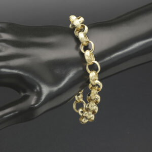 9ct Yellow Gold Patterned Belcher Bracelet 8.5&#8243; 10.5mm