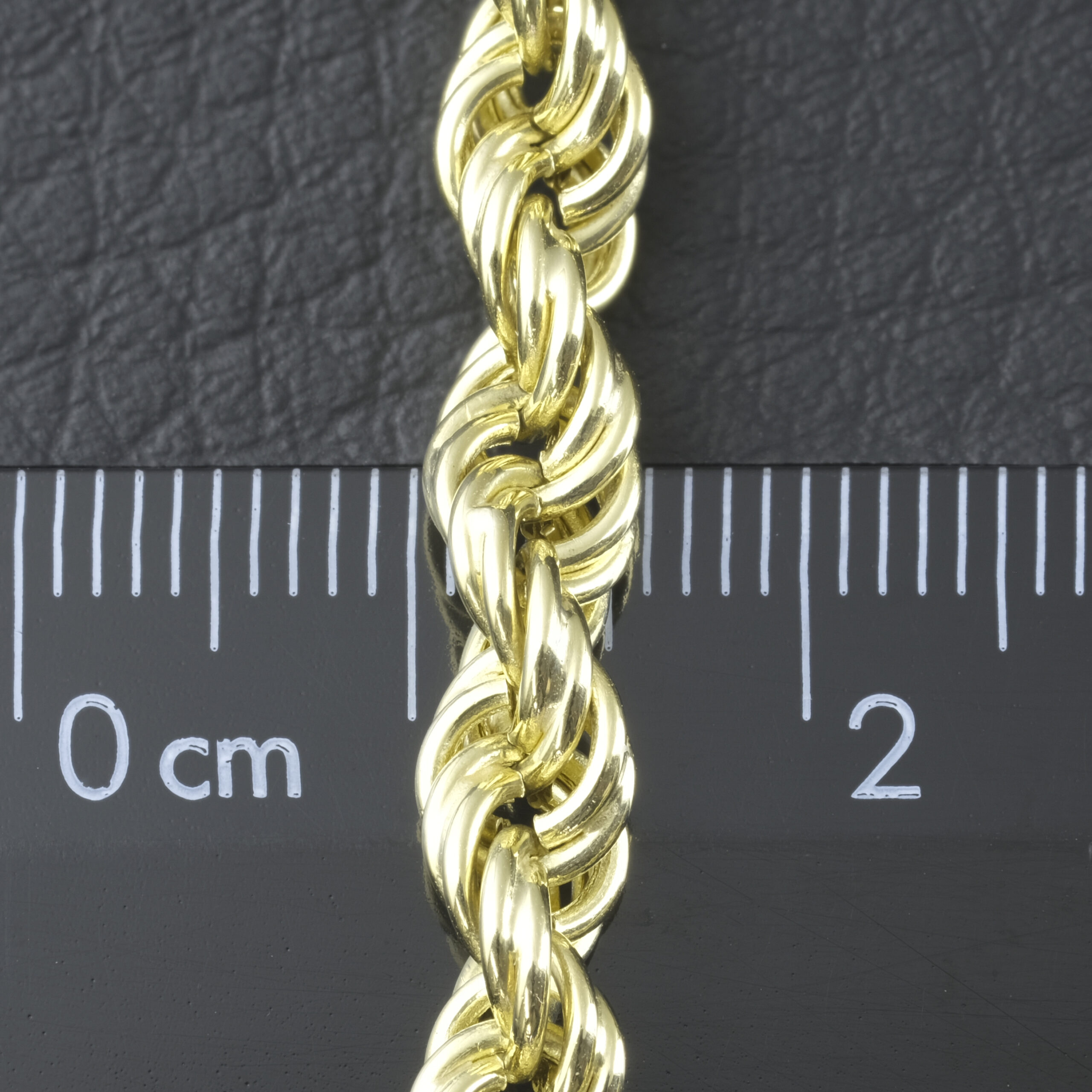 9ct Yellow Gold Rope Chain 22.5" 5.5mm - Image 2