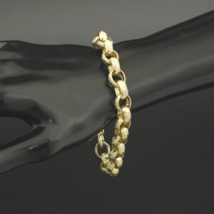 9ct Yellow Gold Patterned Belcher Bracelet 9&#8243; 10mm