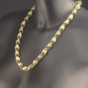 9ct Yellow Gold Tulip Chain 24&#8243; 10.5mm