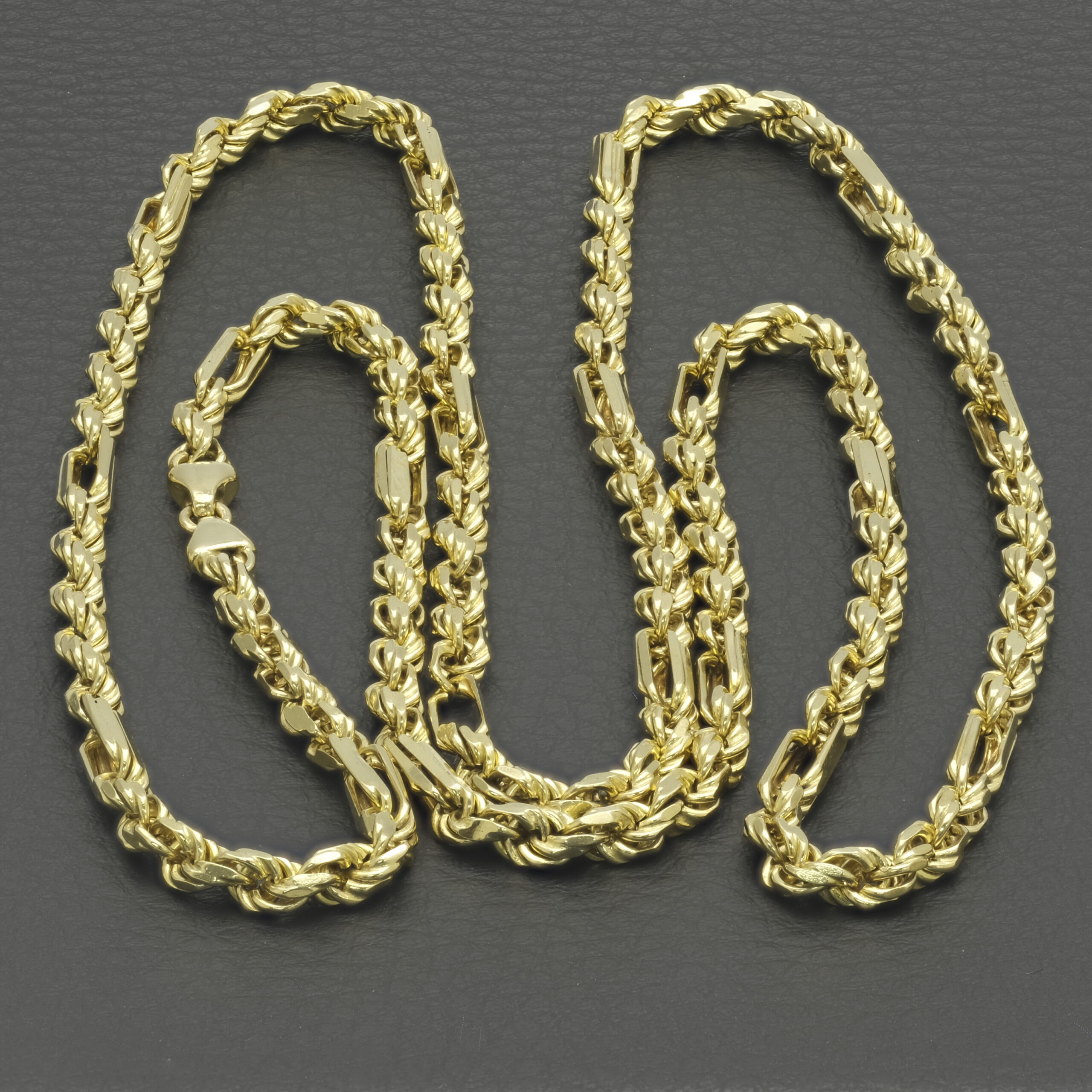 9ct Yellow Gold Diamond Cut Fancy Link Chain 31" 4mm - Image 2