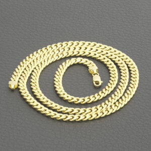 9ct Yellow Gold Curb Chain 22&#8243; 4.5mm