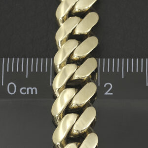 9ct Yellow Gold Curb Chain 26&#8243; 9.5mm