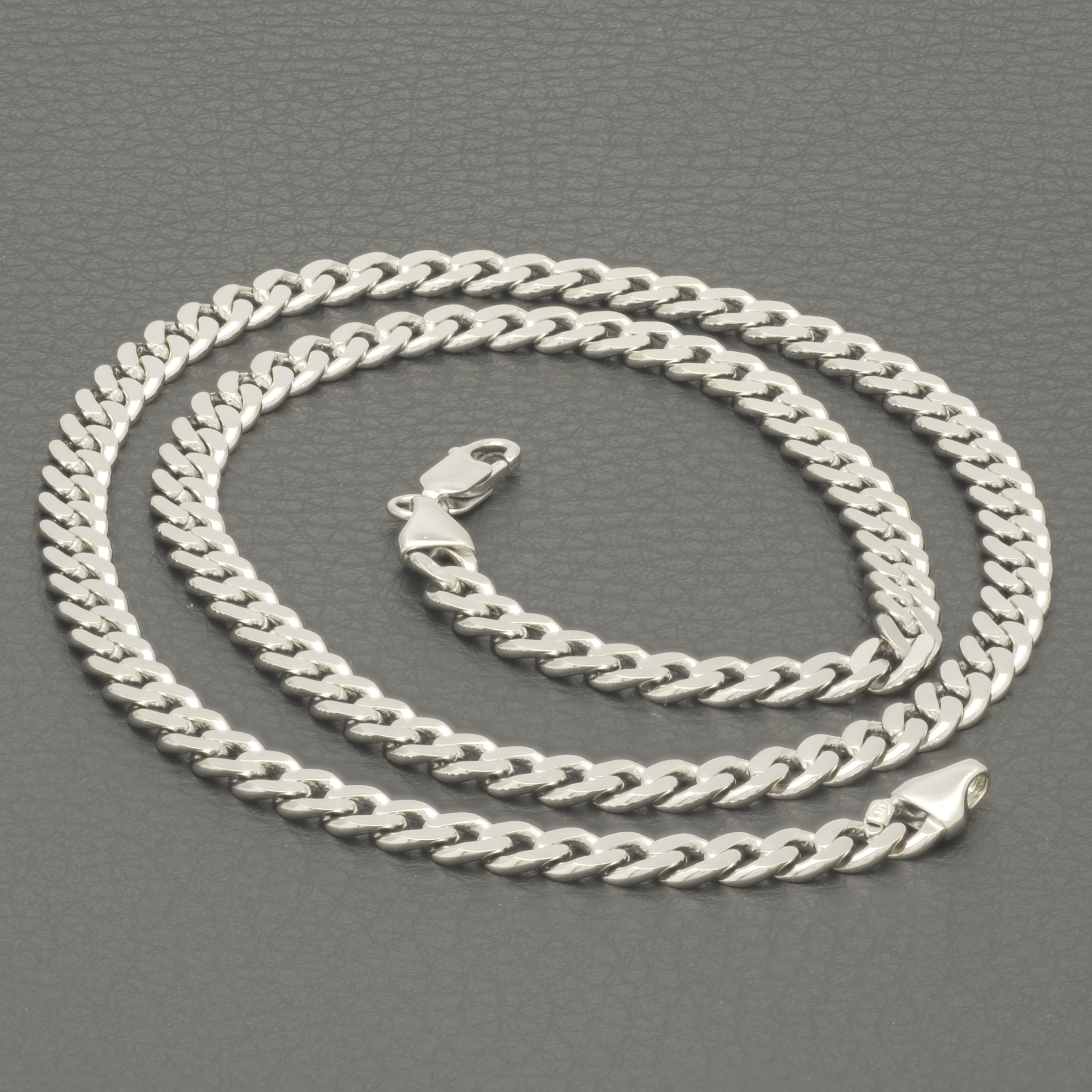 9ct White Gold Curb Chain 20" 5.5mm - Image 2