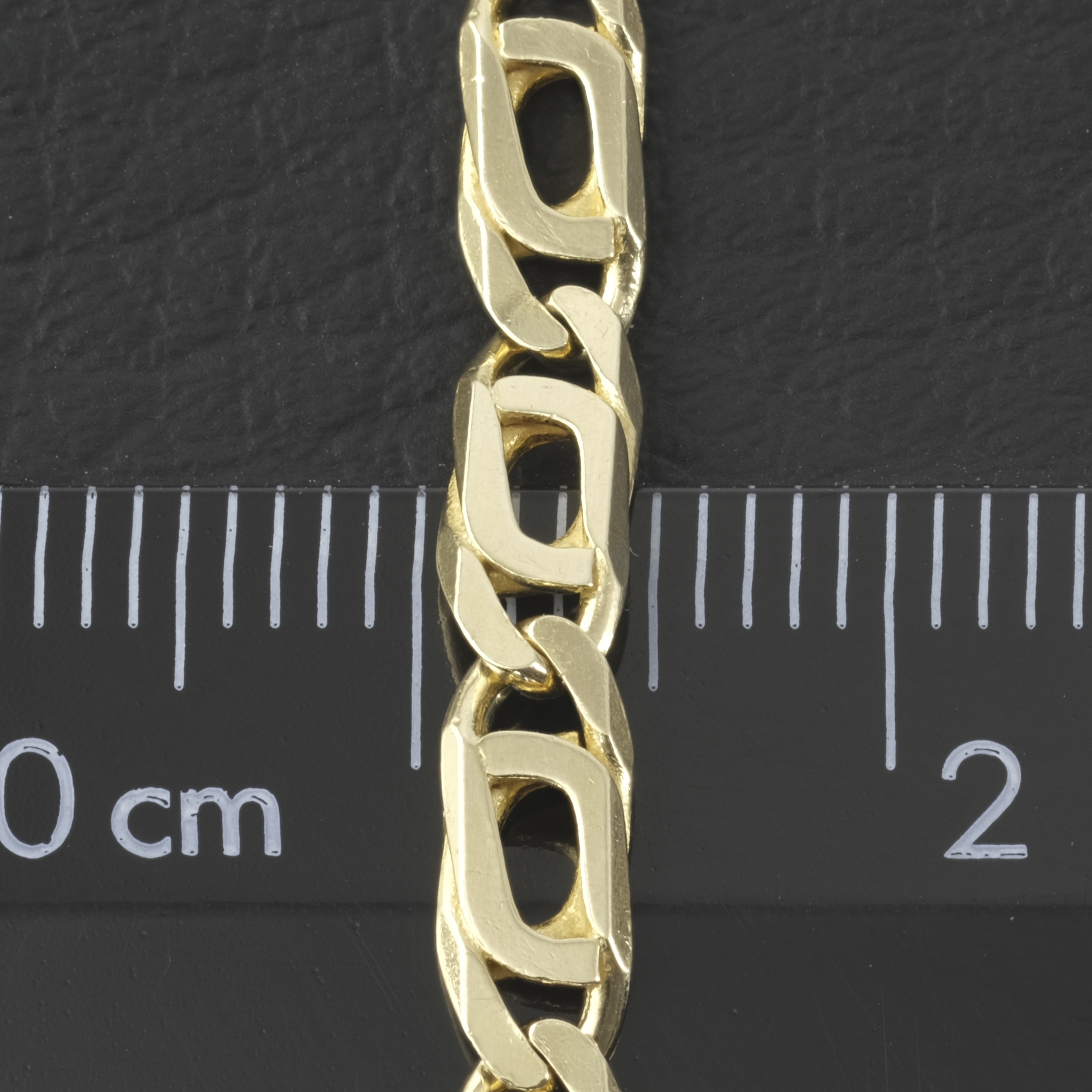 9ct Yellow Gold Marina Chain 16" 4mm - Image 2