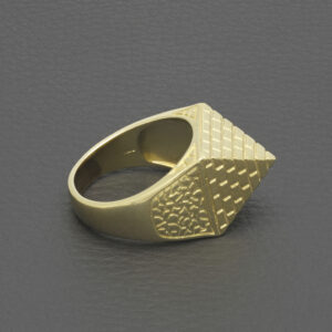 9ct Yellow Gold Pyramid Ring