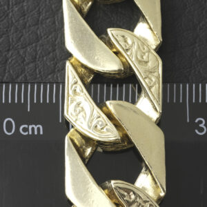 9ct Yellow Gold Patterned Curb Bracelet 9.5″ 15.5mm