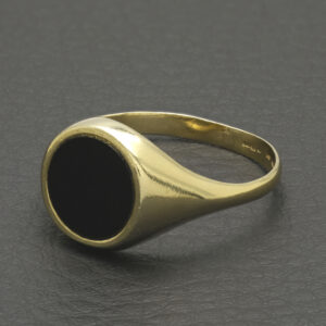 9ct Yellow Gold Black Onyx Ring