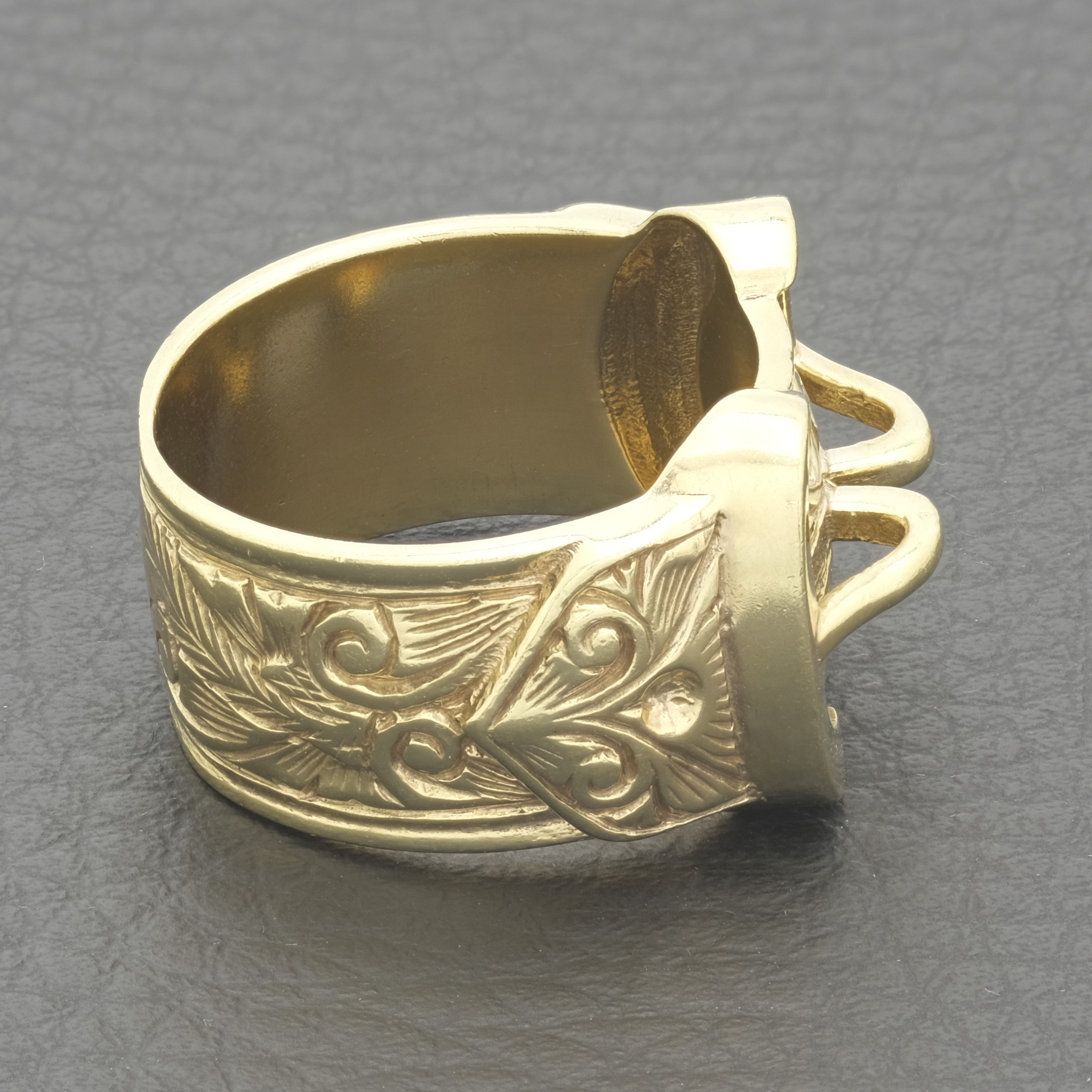 9ct Yellow Gold Double Buckle Ring - Image 4