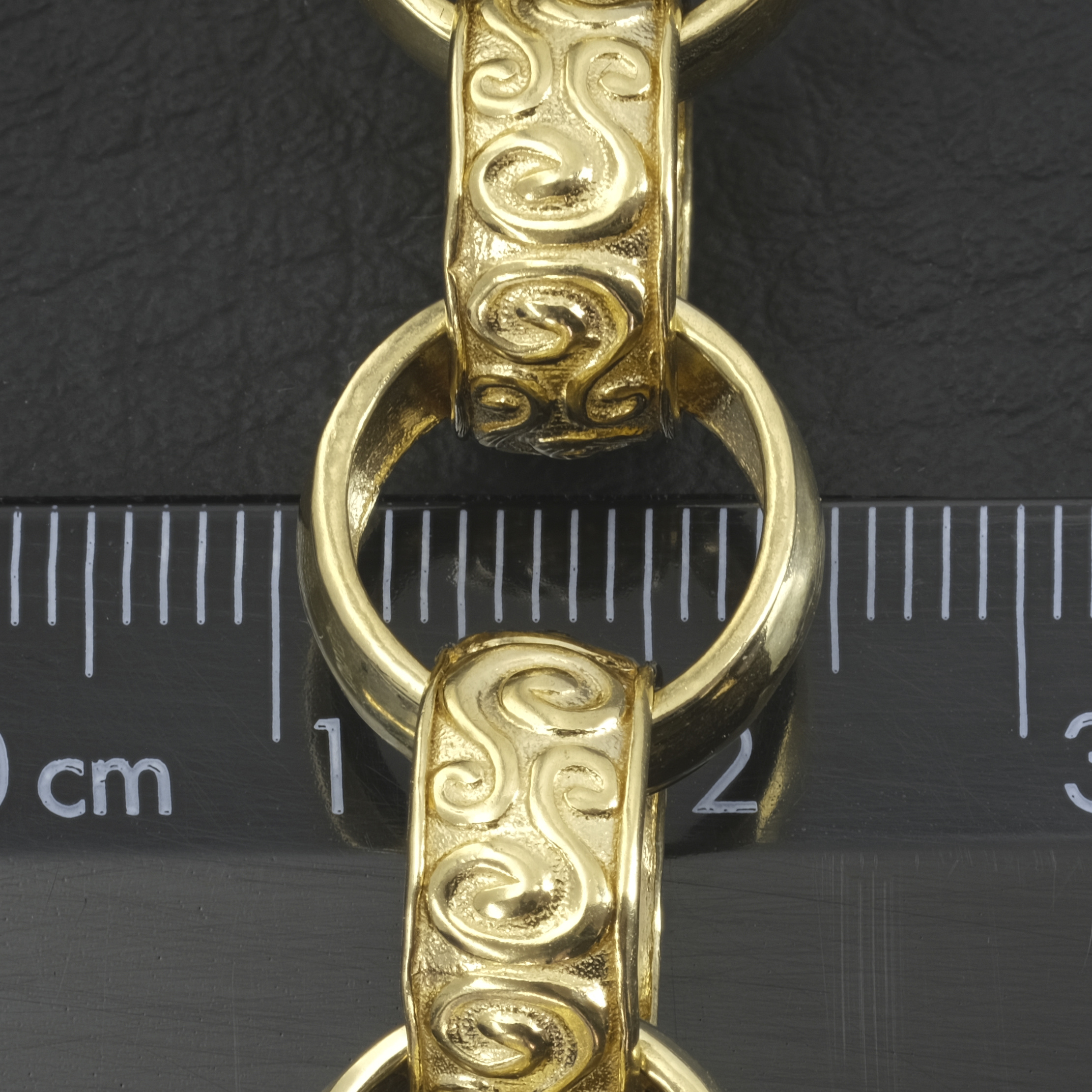 9ct Yellow Gold Patterned Belcher Bracelet 9.5" 14mm - Image 2