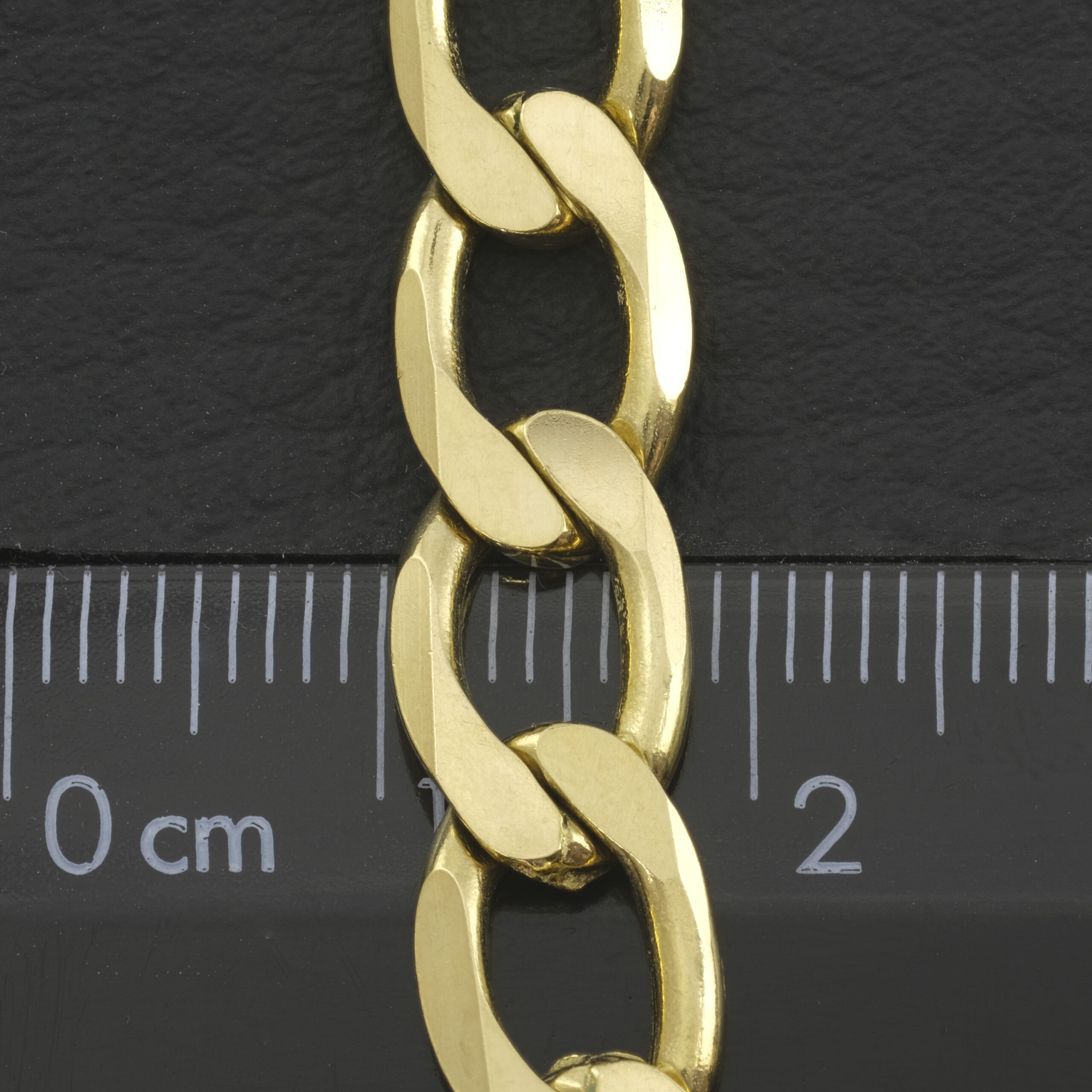 9ct Yellow Gold Curb Chain 20" 8mm - Image 3
