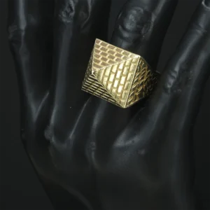 9ct Yellow Gold Pyramid Ring