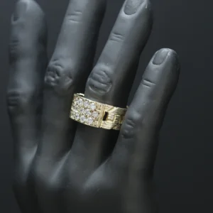 9ct Yellow Gold Gemstone Curb Ring