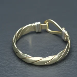 9ct Yellow Gold Loop Bangle