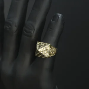 9ct Yellow Gold Pyramid Ring