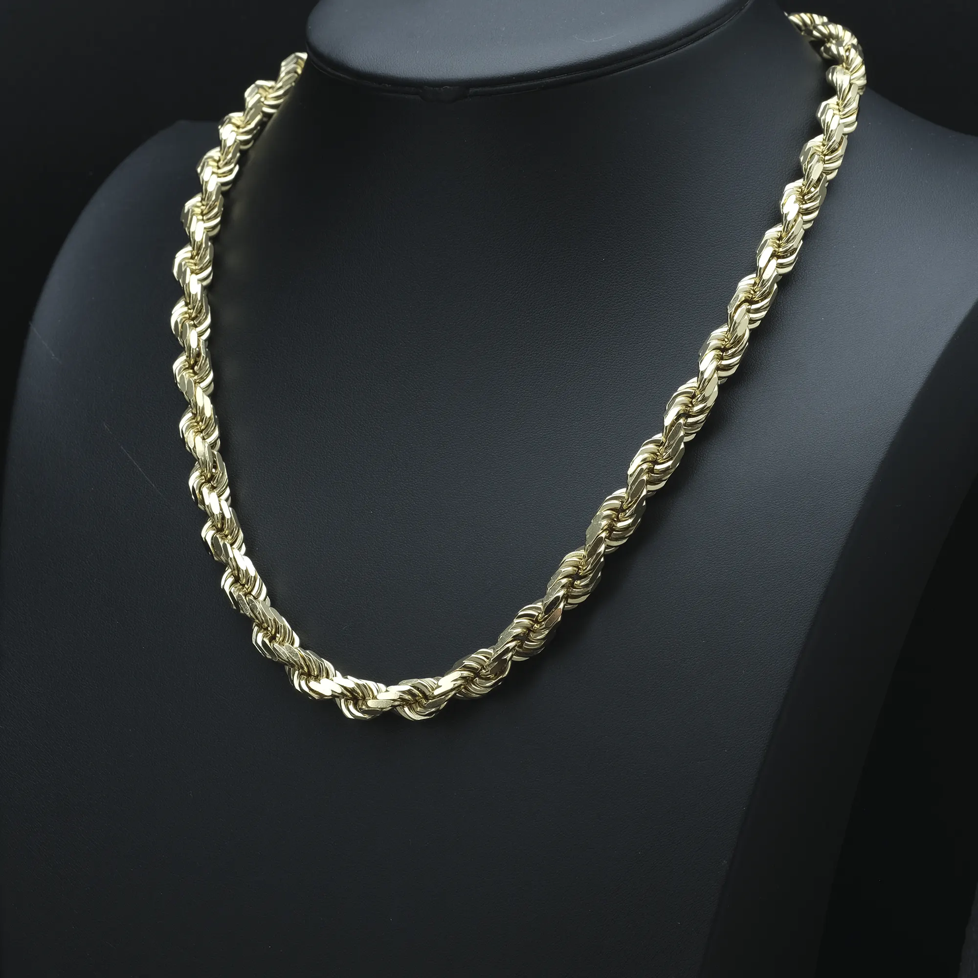 9ct Yellow Gold Rope Chain 24.5" 9mm - Image 3