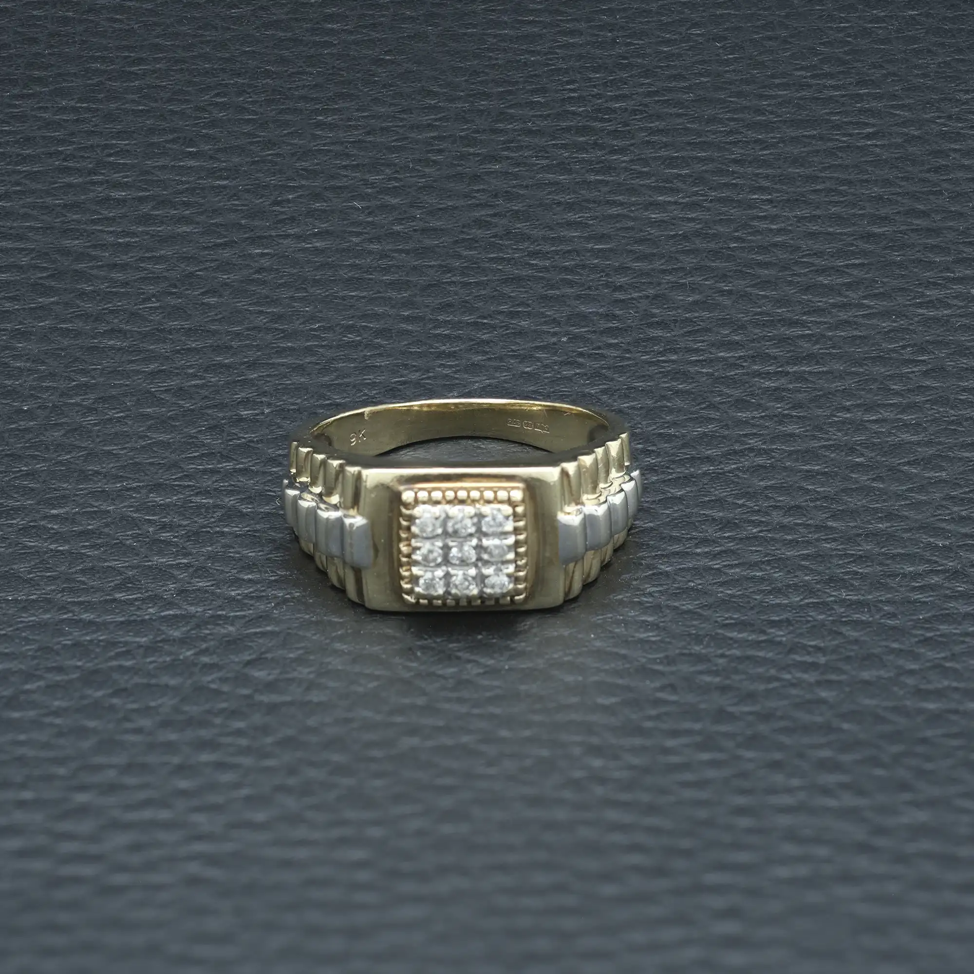 9ct Yellow Gold 0.09ct Diamond Watch Strap Ring - Image 3