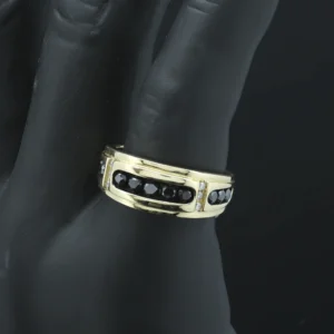14ct Yellow Gold 0.75ct Black & Diamond Ring