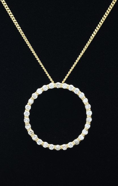 18ct Yellow Gold Diamond Circle Pendant & Chain