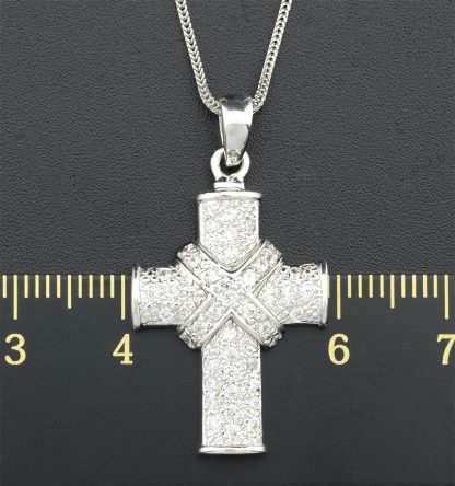 18ct White Gold 0.35ct cz Cross Pendant & Chain