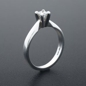 Platinum 0.30ct Princess Cut Solitaire Diamond Ring