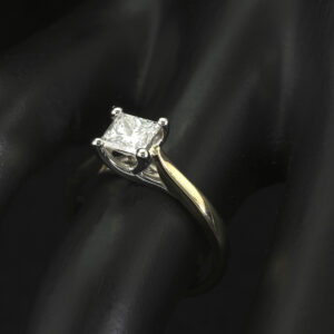 18ct Yellow Gold 0.70ct Princess Cut Diamond Solitaire Ring