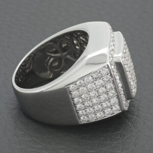 14ct White Gold 5.25ct Diamond Signet Ring