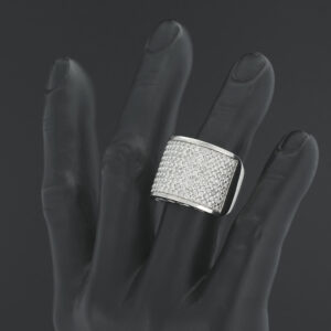 10ct White Gold 5.40ct Diamond Band Ring