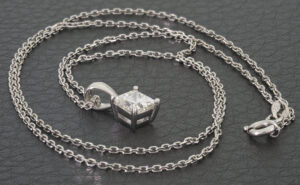 18ct White Gold 1.02ct Princess Cut Diamond Necklace