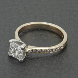 18ct Rose Gold 0.95ct Princess Cut Diamond Ring