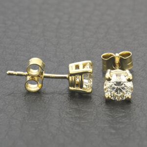 18ct Yellow Gold Diamond Solitaire Stud Earrings