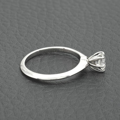 18ct White Gold 0.50ct Diamond Solitaire Ring - Image 2