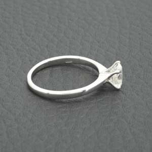 18ct White Gold 0.80ct Princess Cut Single Stone Diamond Ring