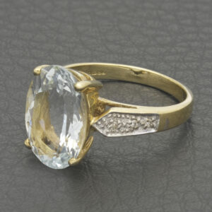 9ct Yellow Gold 4.55ct Aqua And 0.03ct Diamond Ring