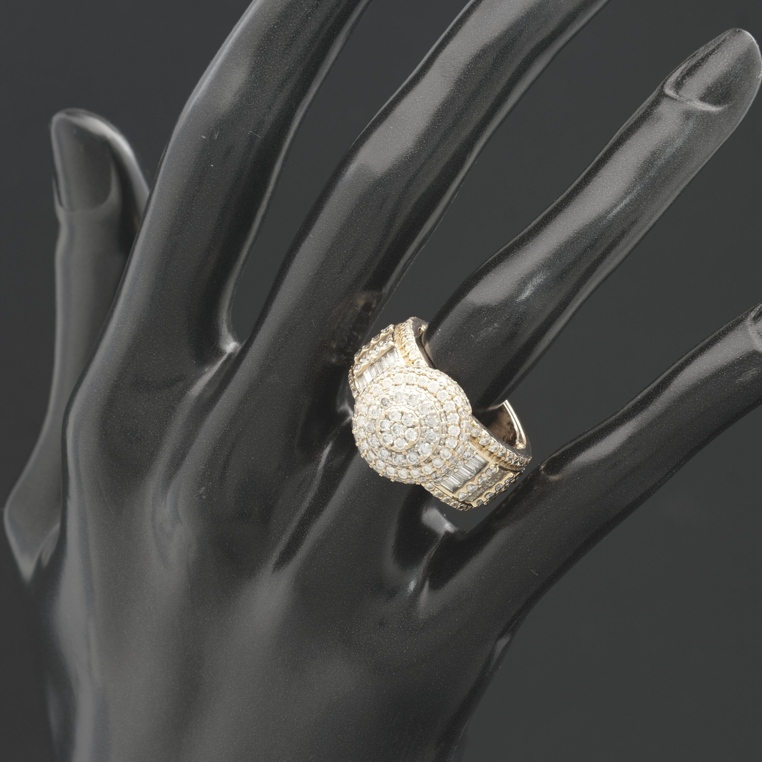 14ct Rose Gold 3.61ct Diamond Cluster Ring - Image 2