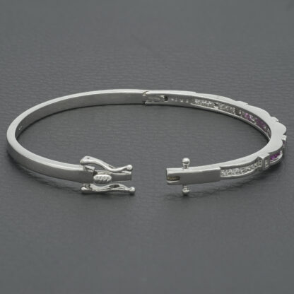 18ct White Gold 0.25ct Diamond And 0.10ct Ruby Bangle - Image 3