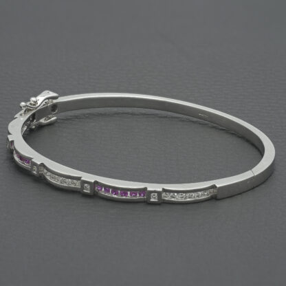 18ct White Gold 0.25ct Diamond And 0.10ct Ruby Bangle - Image 4