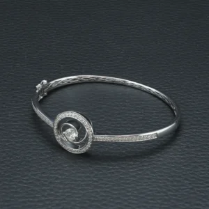 18ct White Gold 0.85ct Diamond Fancy Bangle