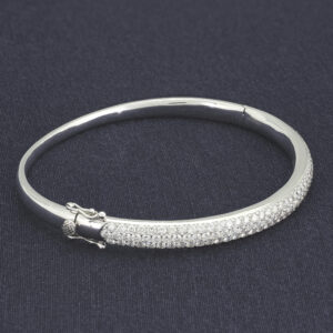 18ct White Gold 3.26 Diamond Pave Bangle