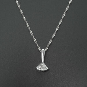 18ct White Gold 0.20ct Diamond Necklace 18″