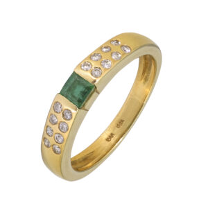 18ct Yellow Gold Emerald &#038; 0.10ct Diamond Ring